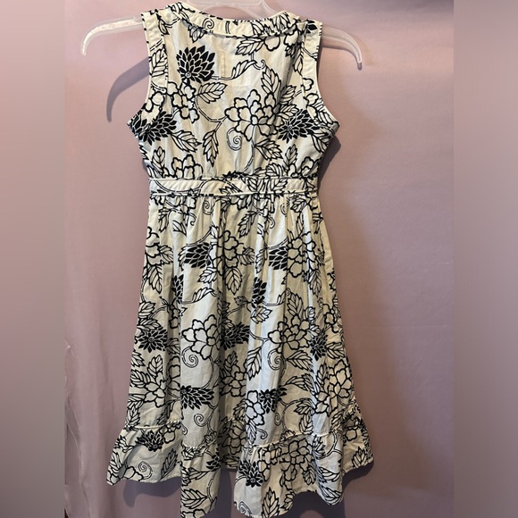 NWOT OLD NAVY FLOWER CREAM & BLACK LITTLE GIRL DRESS - Picture 4 of 6